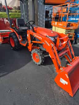 B2401 Tractor and Loader / Ag Tires.