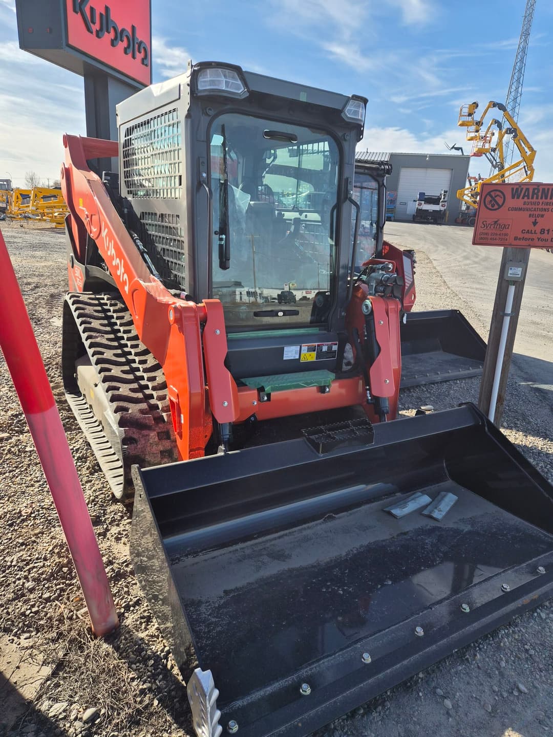 SVL75-3, LEASE AS LOW AS $1100 PER MONTH...