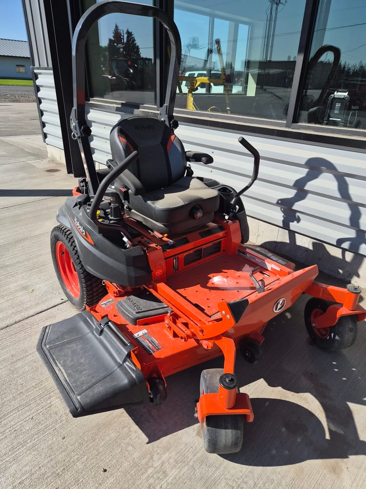 Z452i Kubota 52″ zero turn mower with fuel injection